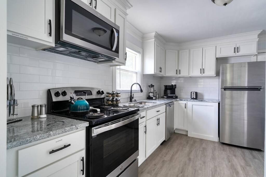 2br 1ba Duplex House King Beds Great For Small Groups Close To Uptown Attractions * Charlotte