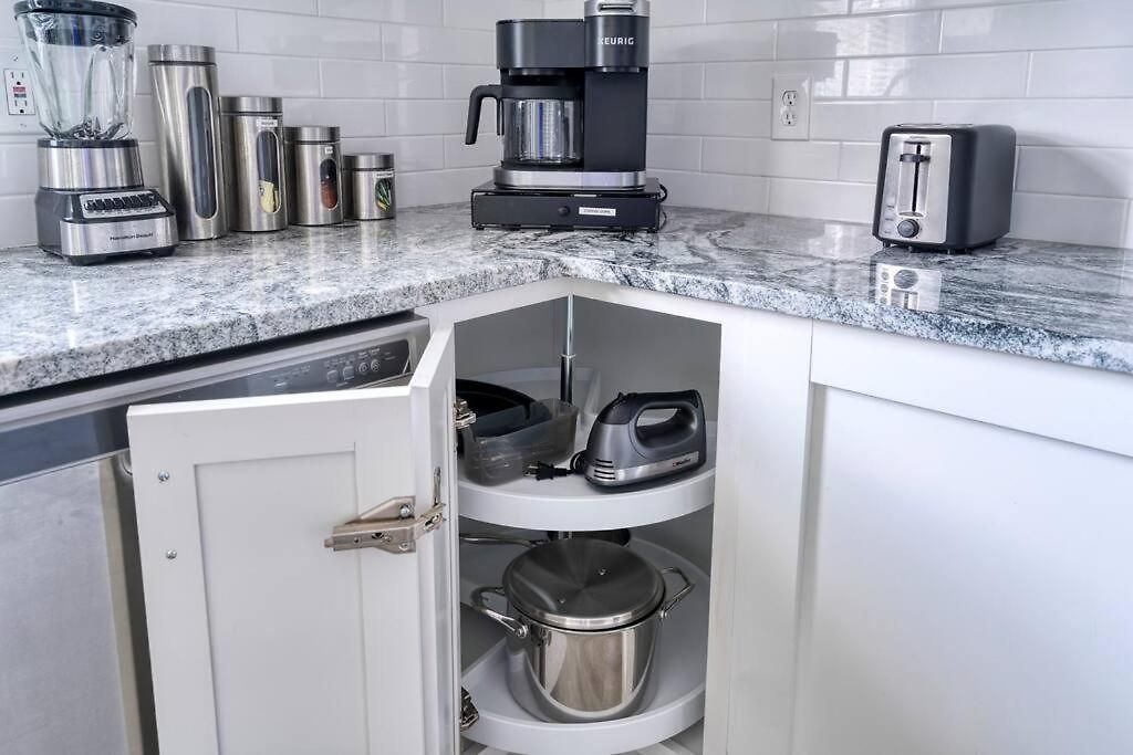 Apartment 2br 1ba Duplex House King Beds Great For Small Groups Close To Uptown Attractions Charlotte