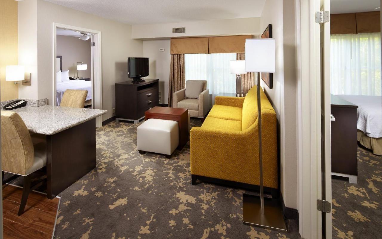 Hotel Trellis Pointe Charlotte