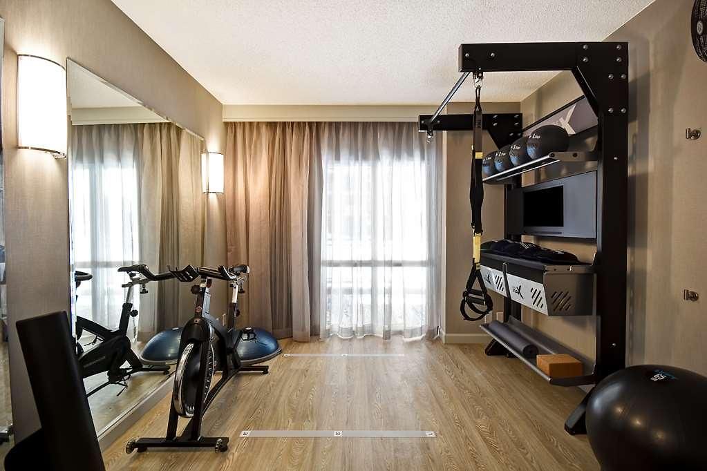 Hilton Airport