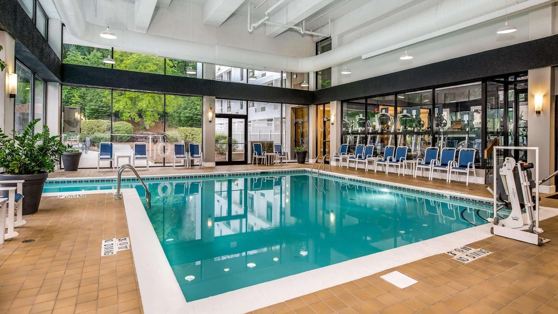 Sonesta Lower South End Hotel 4*