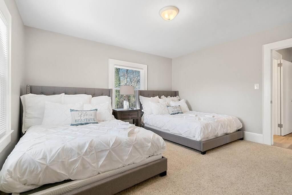 Cozy 4b Retreat Near Uptown King Beds Sleeps 12 Charlotte