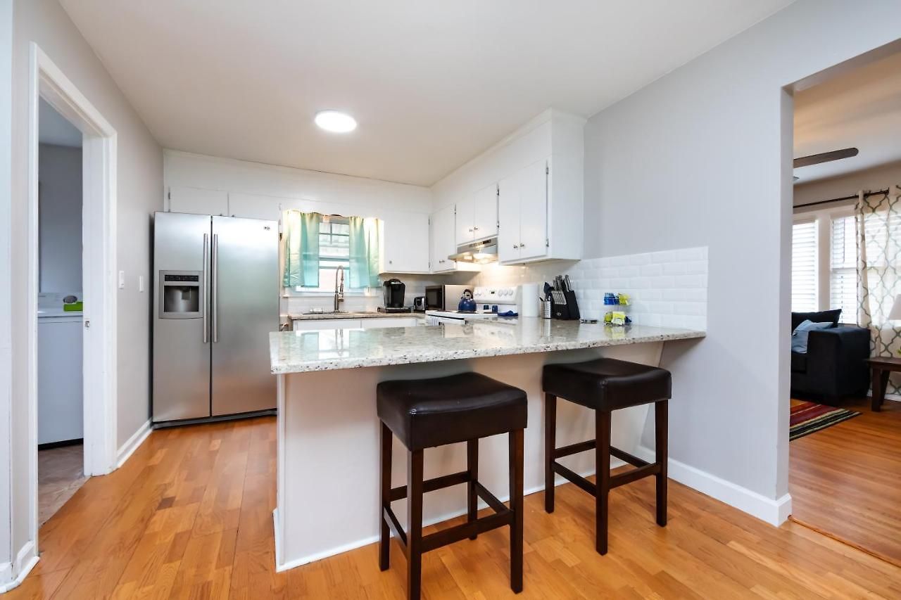 Roomy 3br 2 Bath Minutes To Uptown And Airport Ideal For Small Families Charlotte