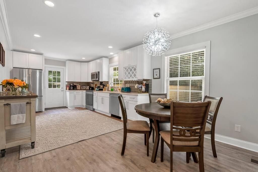 Cheerful 3 Bedroom-long Term Close To Uptown Hotel