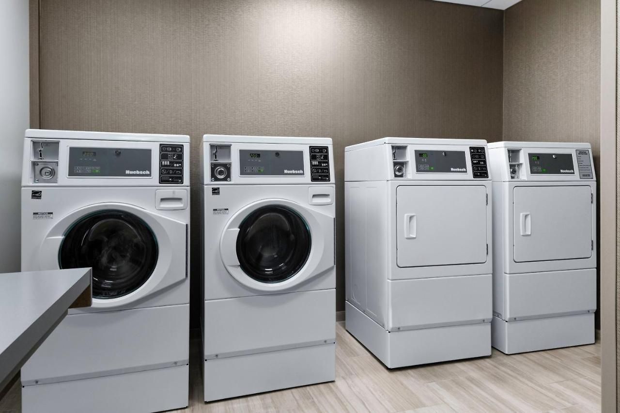 Hotel Springhill By Marriott Airport Pointe 3*