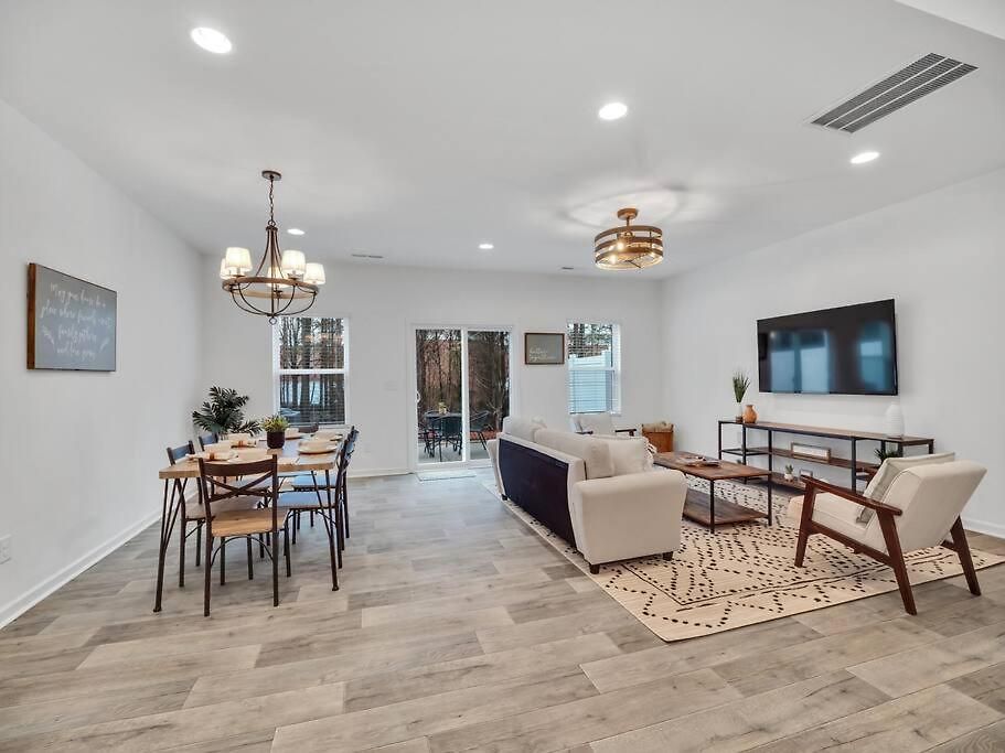 Gorgeous New Townhome/charlotte! Holiday home Charlotte