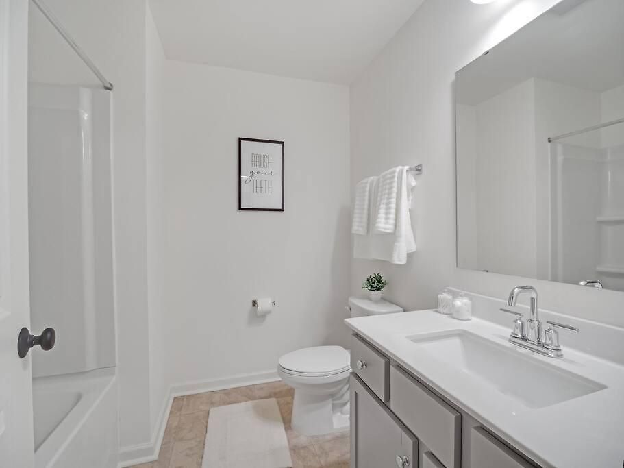 Gorgeous New Townhome/charlotte! Holiday home *