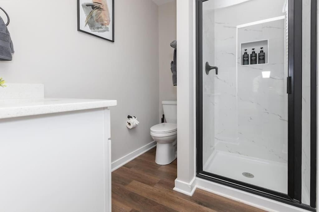 Holiday home 3 Mi To & Pet Friendly & Quiet Neighborhood