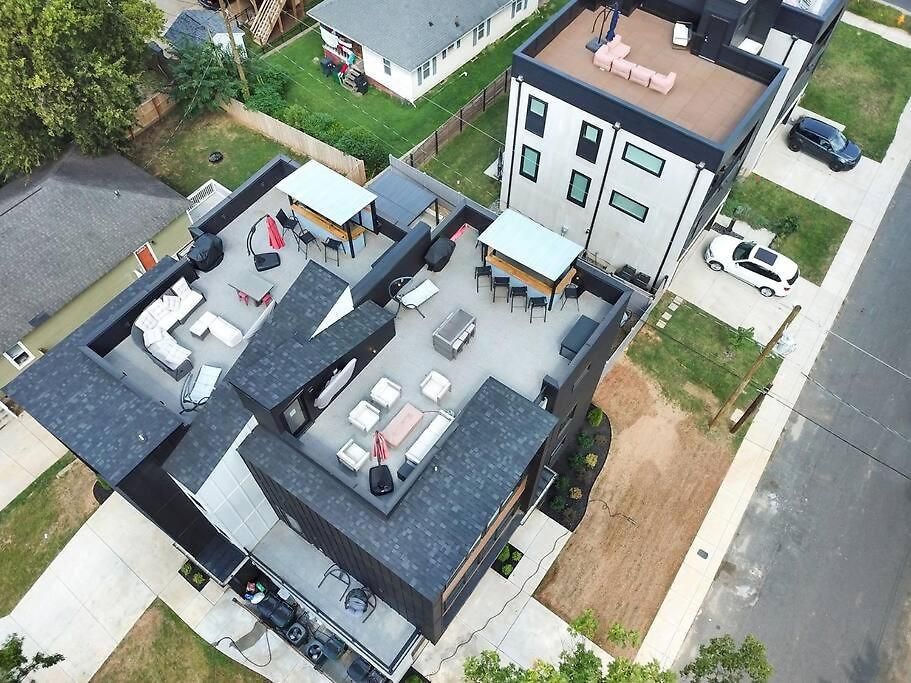 Amazing Location! Rooftop Patio, Pool & Game Room!