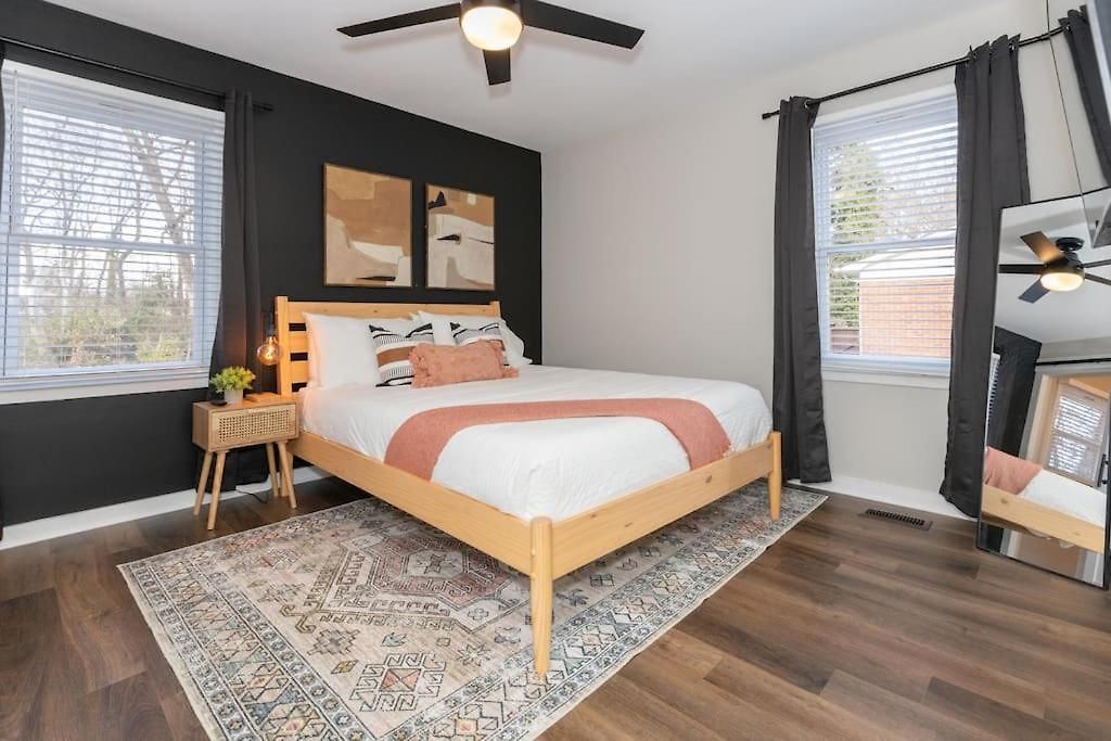 3 Mi To & Pet Friendly & Quiet Neighborhood *