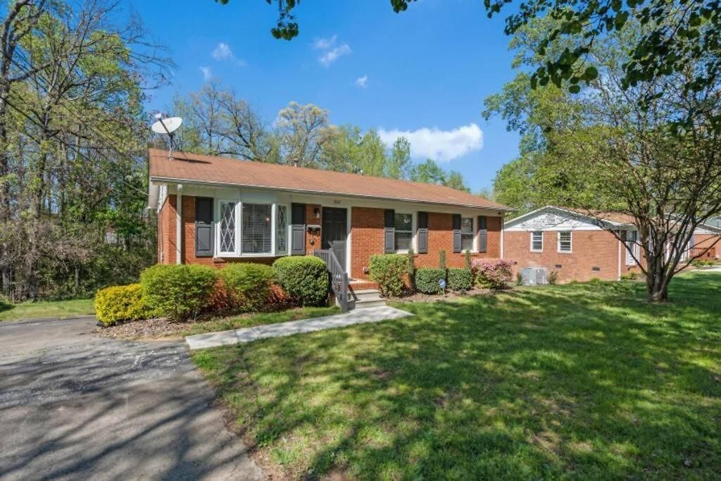 3 Mi To & Pet Friendly & Quiet Neighborhood Charlotte