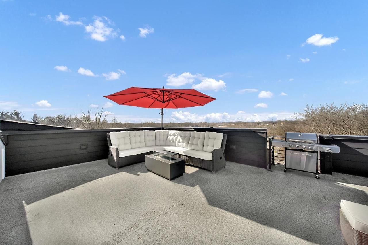 Holiday home Amazing Views Rooftop Patio, Gym And Game *