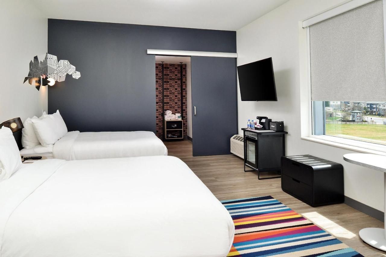 Hotel Aloft By Marriott Airport