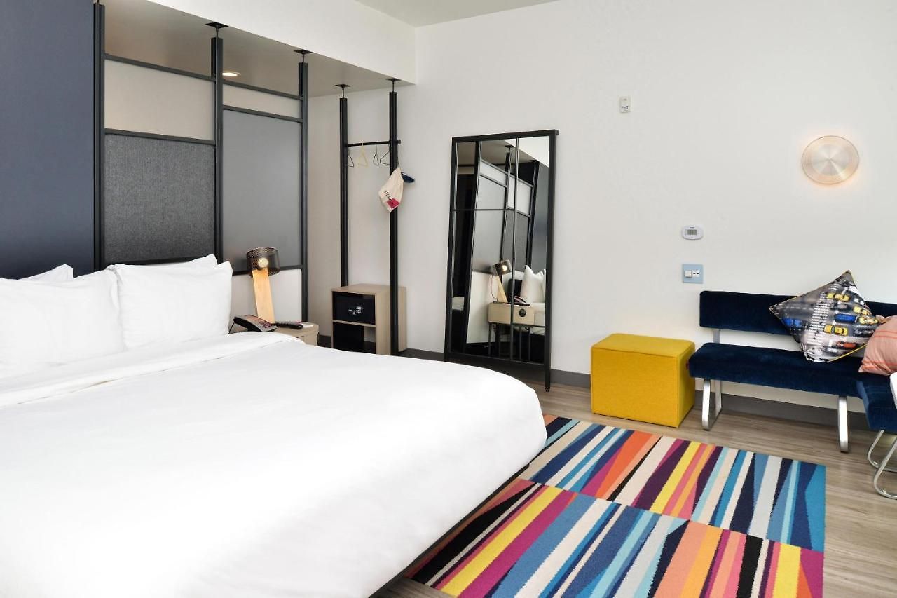 Hotel Aloft By Marriott Airport