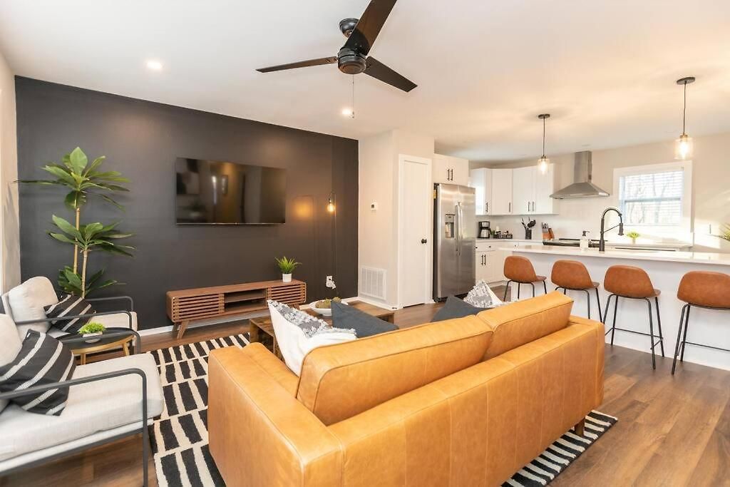 Holiday home Quiet Getaway Near Uptown/noda & Free Parking