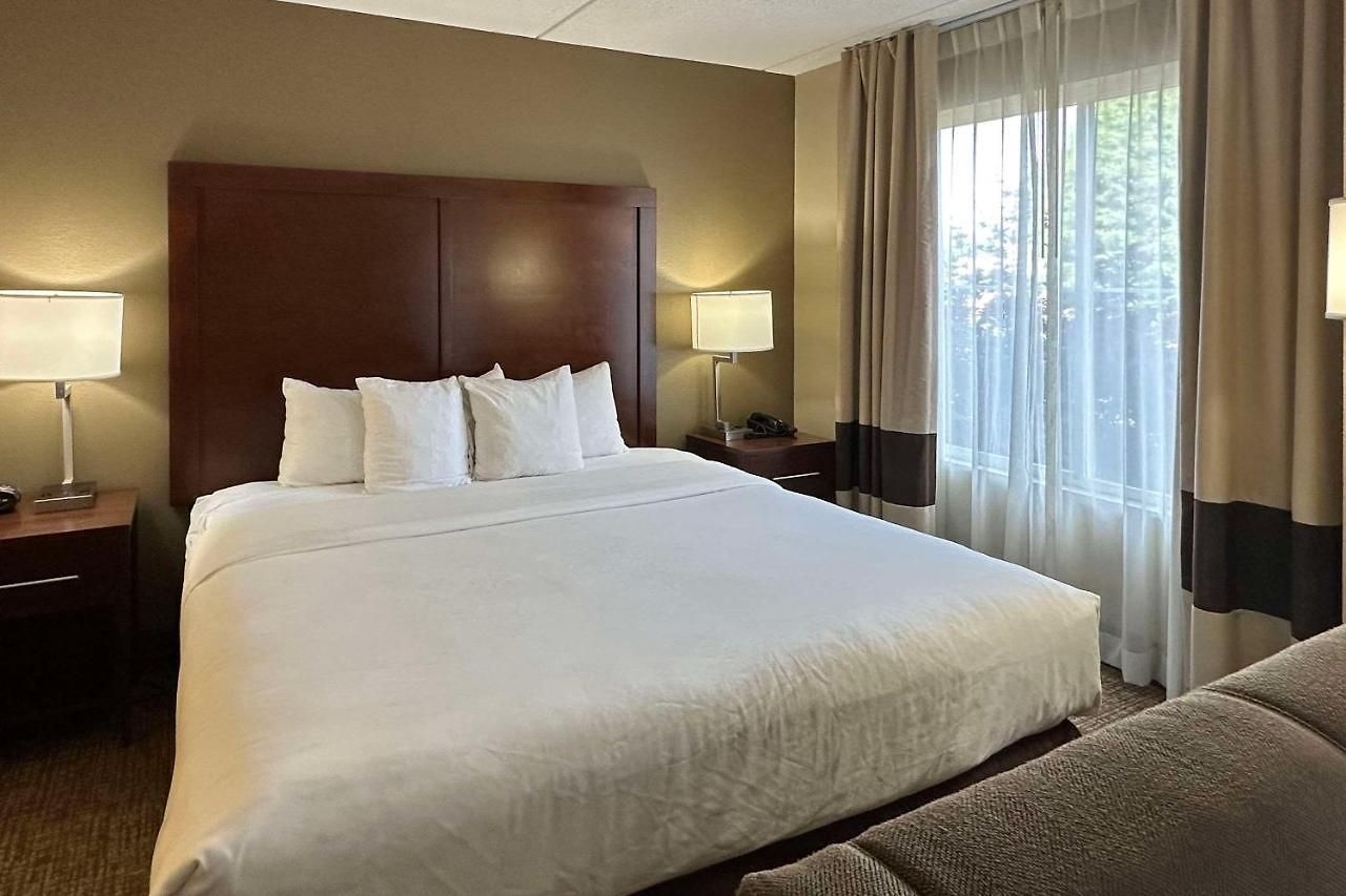 Hotel By Ihg 3*