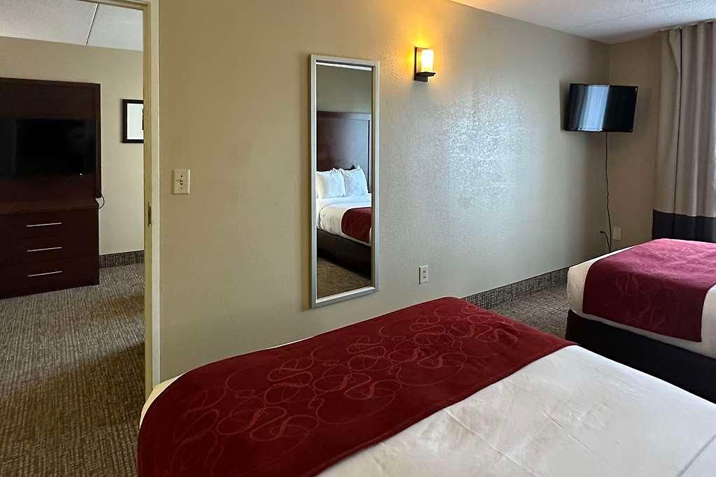 By Ihg