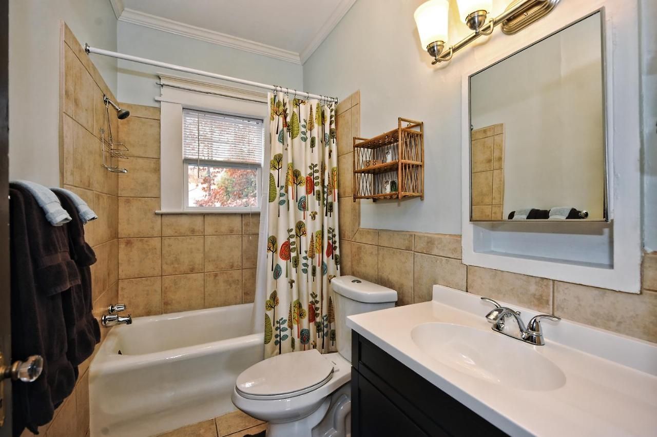 The Collection Clt: Kirkwood Avenue Apartment