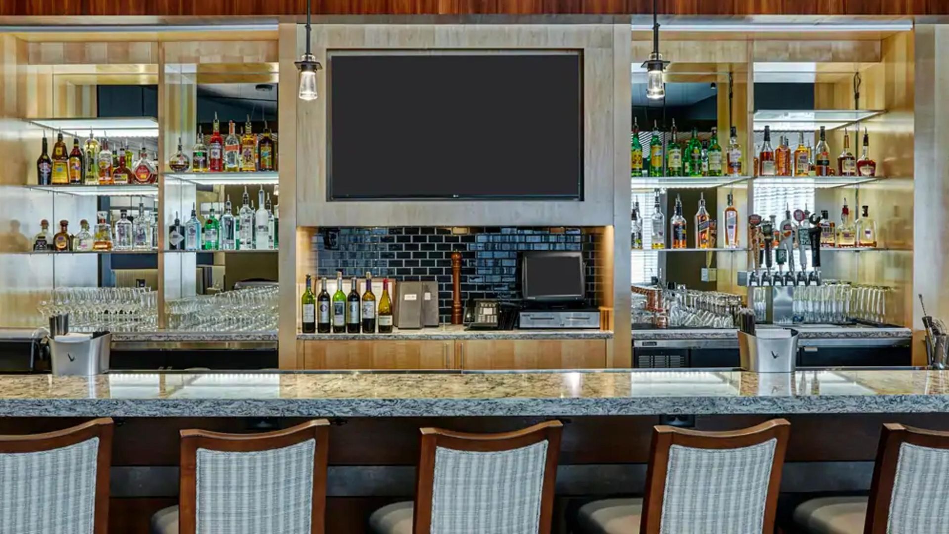 Hotel Doubletree By Hilton Uptown Charlotte