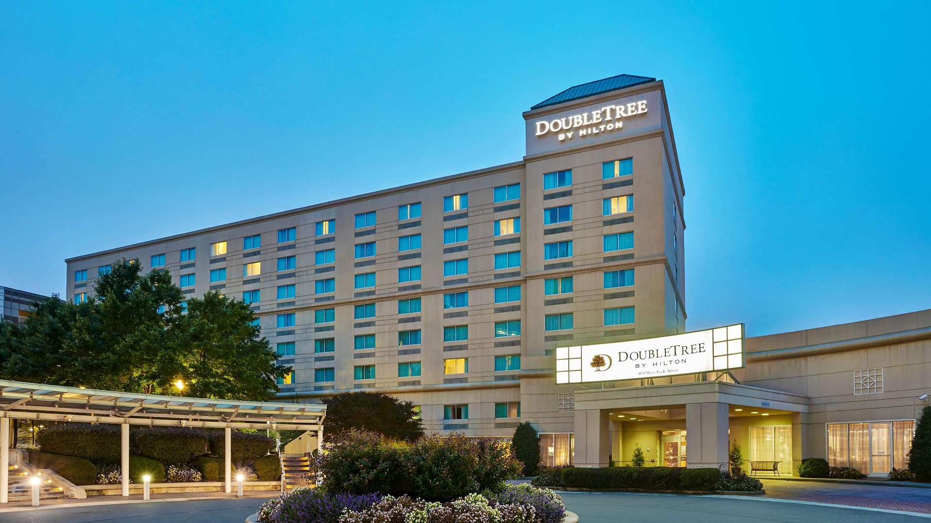 Hotel Doubletree By Hilton Uptown