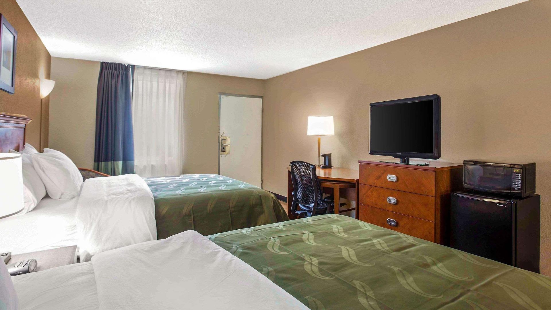 Hotel Quality & Area Charlotte