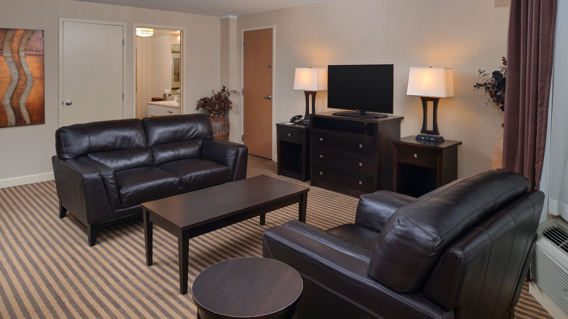 Doubletree By Hilton Center Hotel 4*