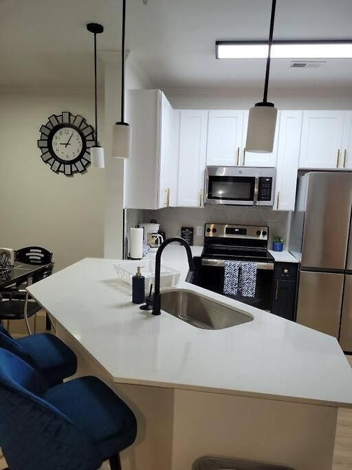 South Charlotte's Cozy & Modern * Charlotte
