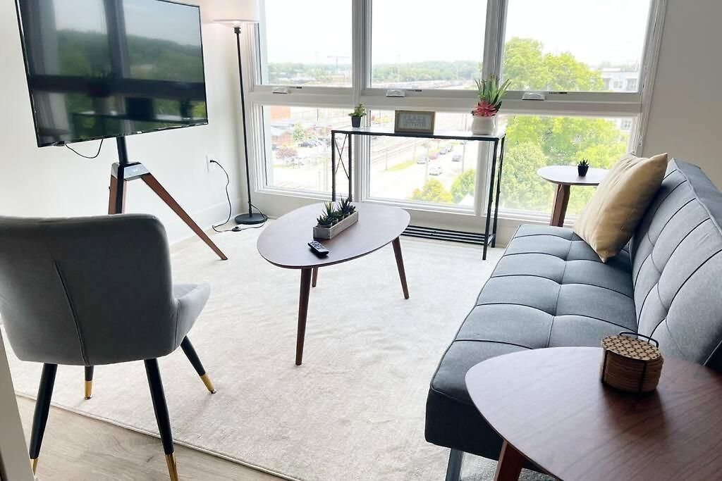 Apartment, Queen Bed, Wifi, Kitchen, Washer & Dryer In Apartment Charlotte