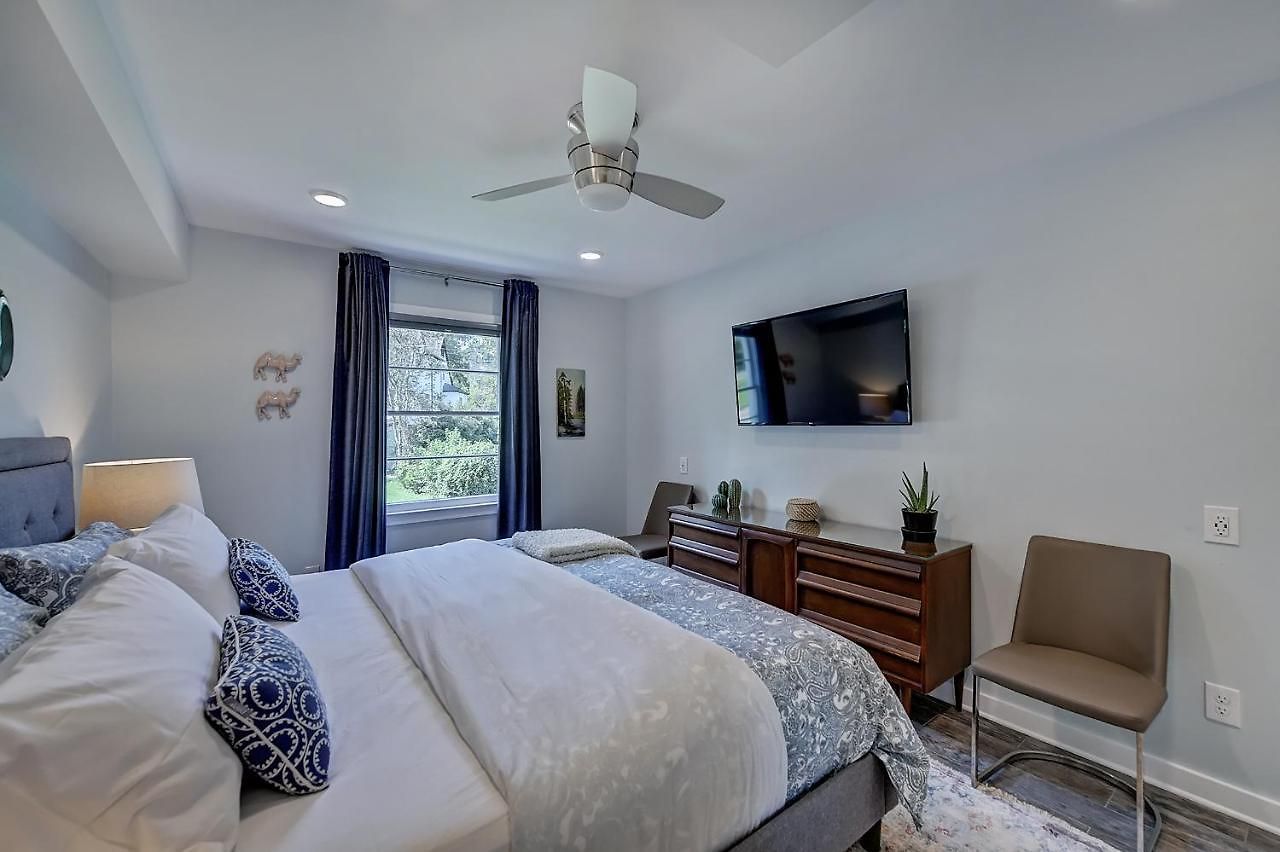 The Collection Clt: 510 Queens 3* Charlotte