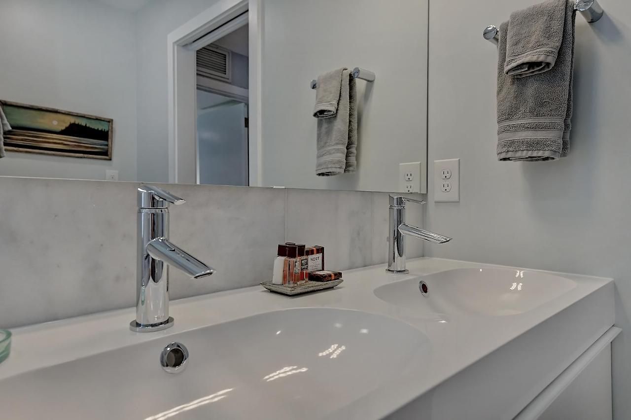 Aparthotel The Collection Clt: 510 Queens Charlotte