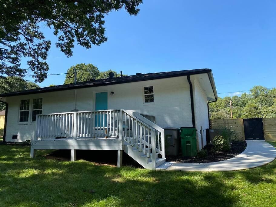 Modern Near Uptown Clt, Airport And Holiday home Charlotte