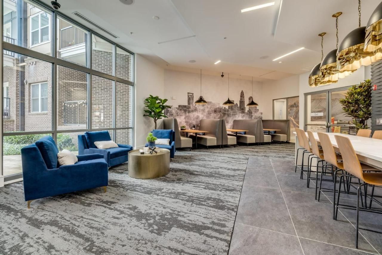 Apartment Premium And At Midtown 205 In Charlotte