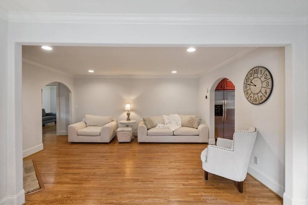 Single Story Fully Fenced Pet Friendly In The Arts District * Charlotte