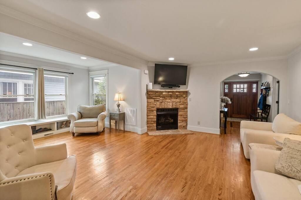 Single Story Fully Fenced Pet Friendly In The Arts District Holiday home *