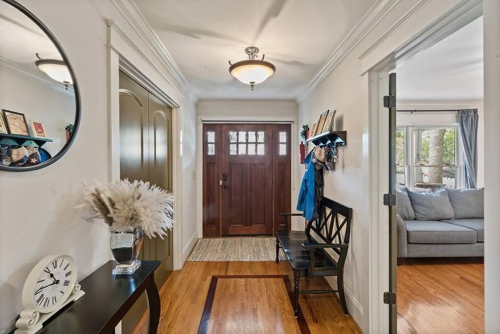 Single Story Fully Fenced Pet Friendly In The Arts District *