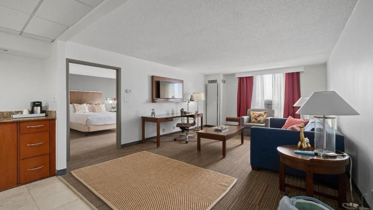 315 Loso Airport Aparthotel 4*