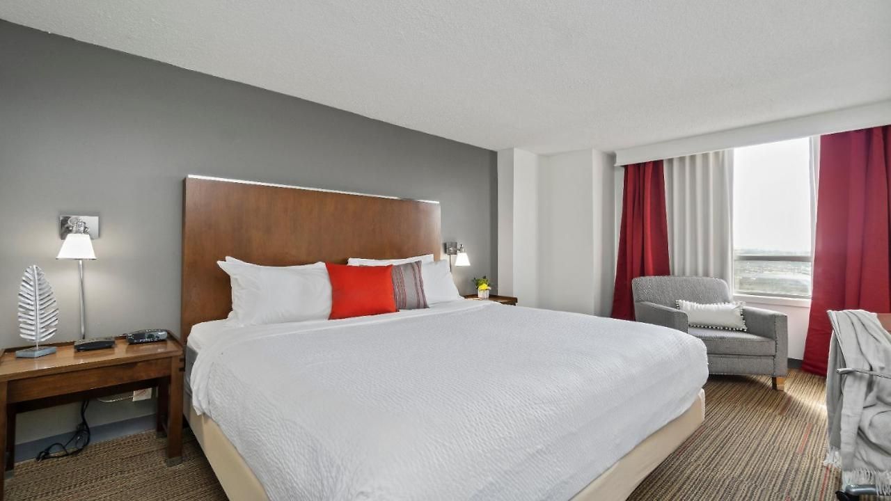 315 Loso Airport 4*