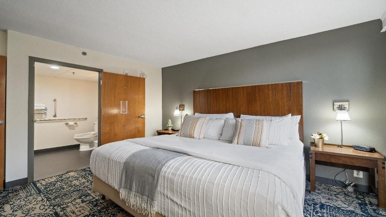 315 Loso Airport Aparthotel 4*
