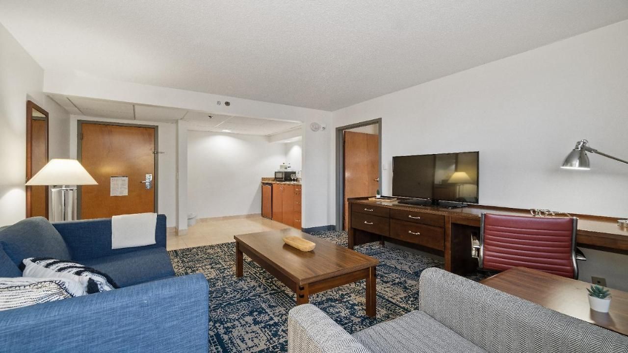 315 Loso Airport Aparthotel 4*