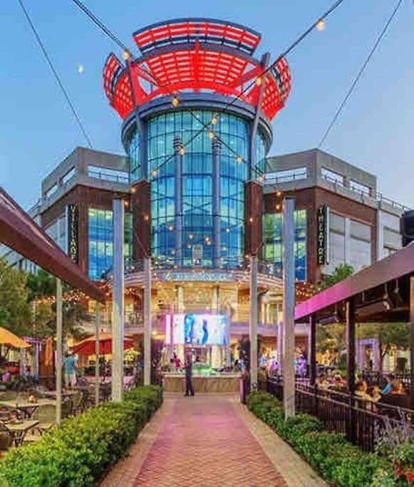 Apartment Ballantyne Charming Town