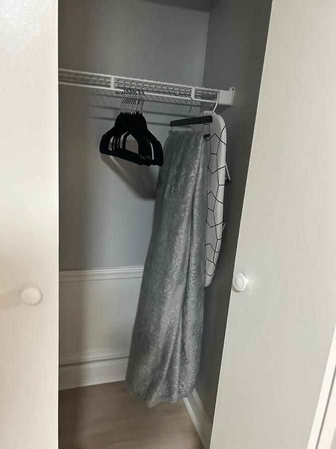 Holiday home Comfy Spacious Lower Lvl Near Uptown, Noda & Unc