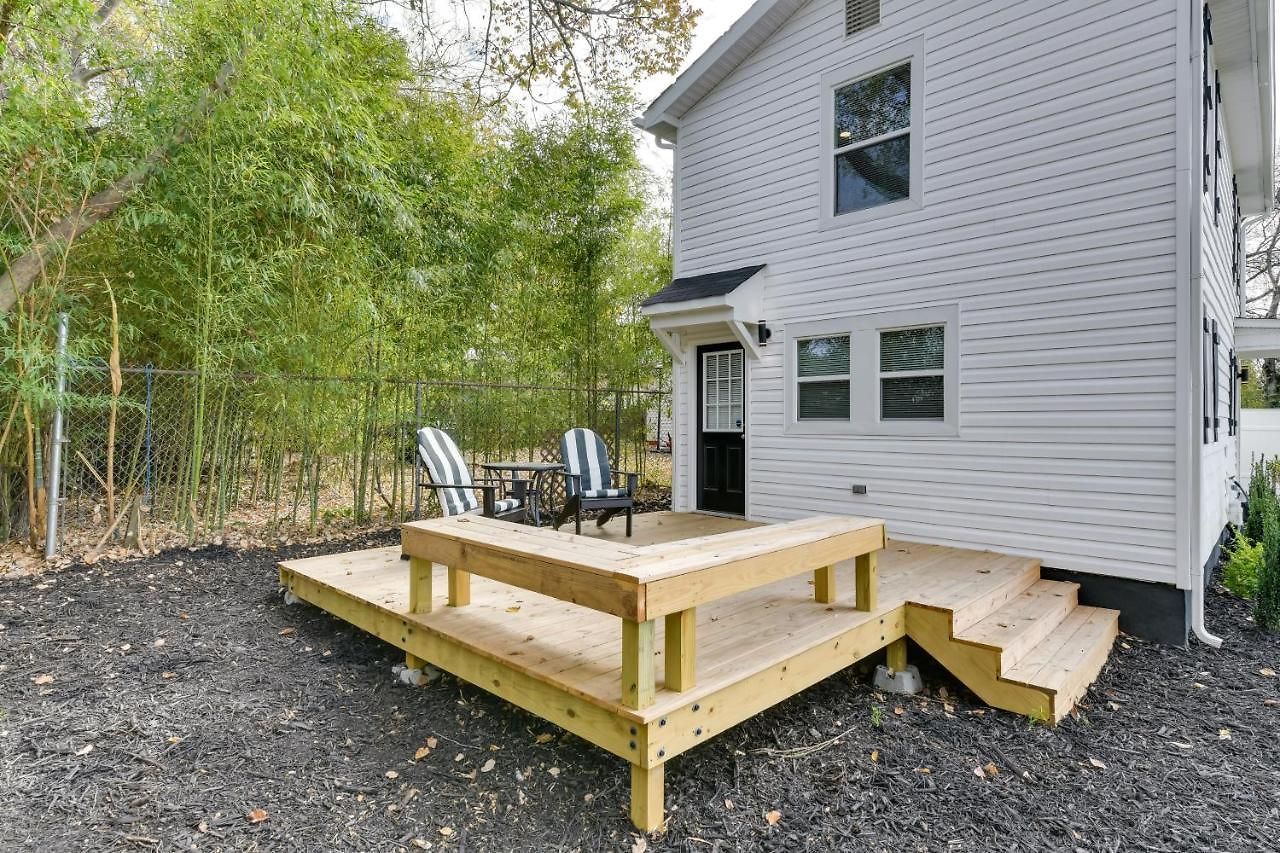 Stunning Retreat ~ 2 Mi To Center! * Charlotte