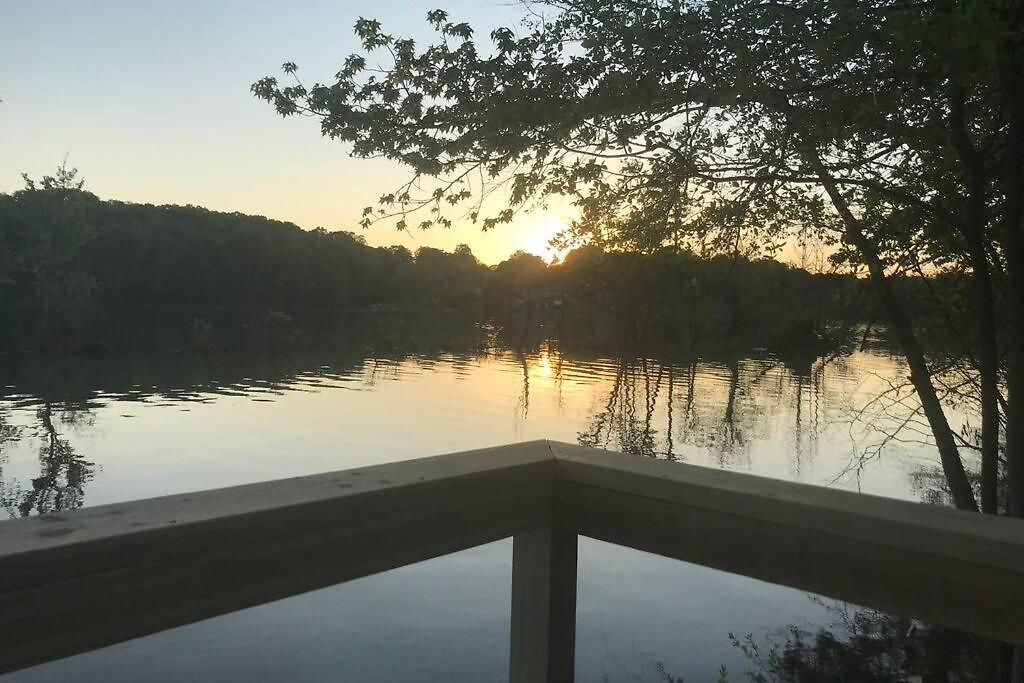 Belmont Nc Riverfront 2-bedroom Garden Holiday home Charlotte