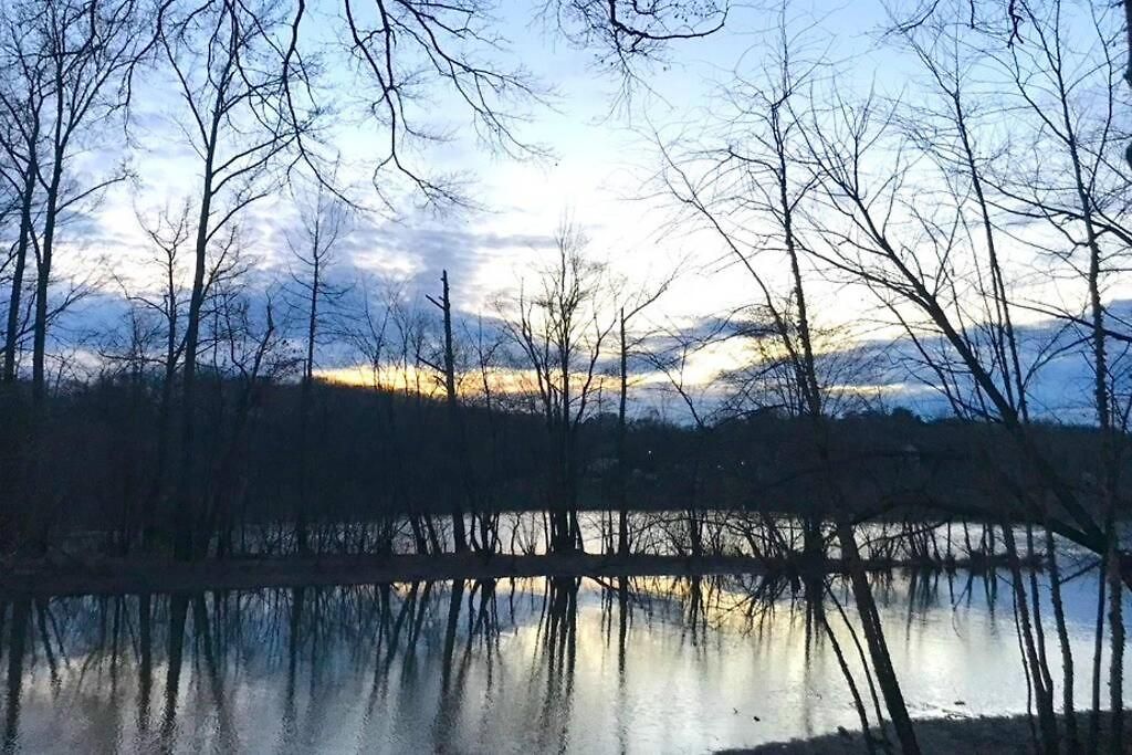 Belmont Nc Riverfront 2-bedroom Garden * Charlotte