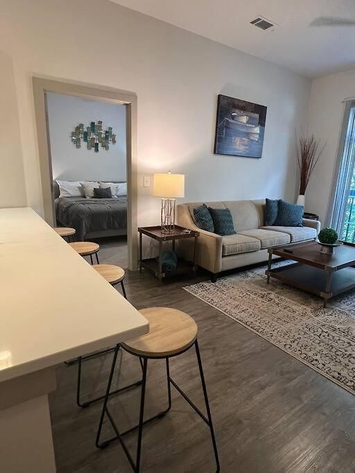 Luxury Executive 2 Bedroom/2 Bathroom Boutique * Charlotte