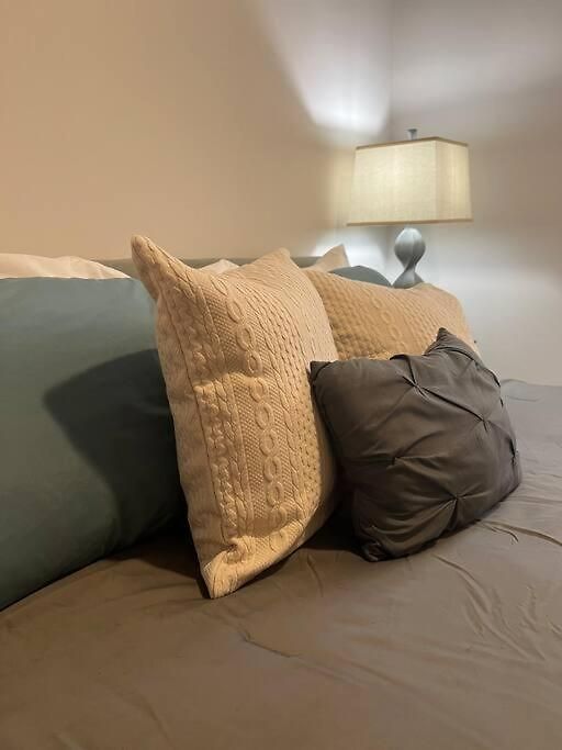 Luxury Executive 2 Bedroom/2 Bathroom Boutique Apartment