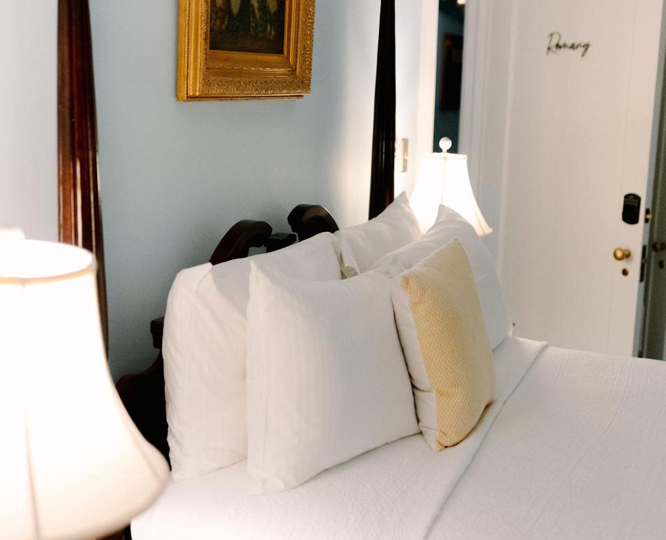 Bed & Breakfast The Morehead 3*