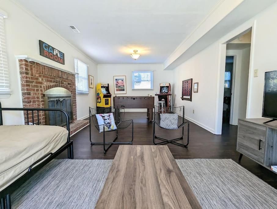 Holiday home Spacious Family Friendly With Game By Unc Charlotte