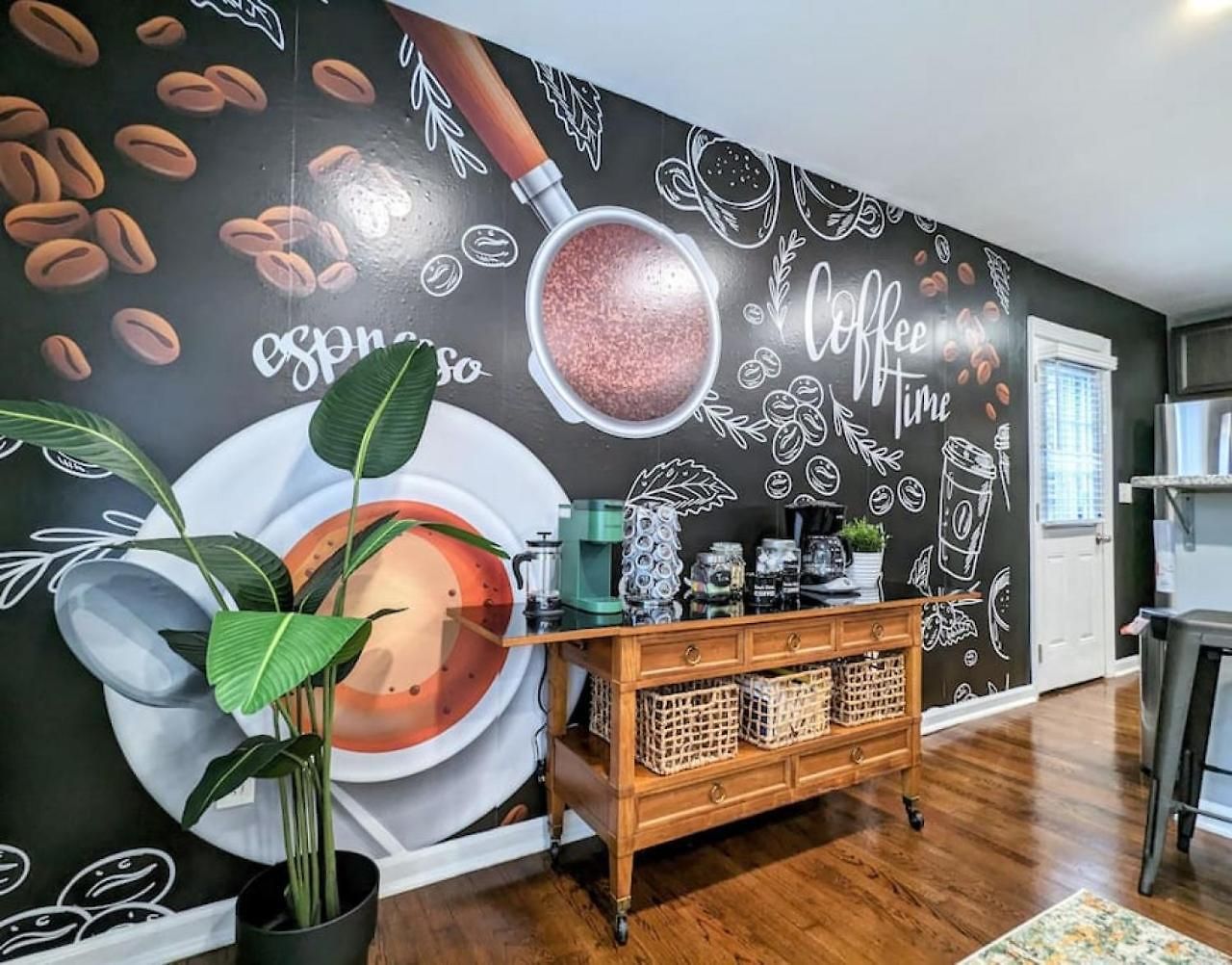 Spacious With Work Space, Firepit, Bbq Grill Charlotte
