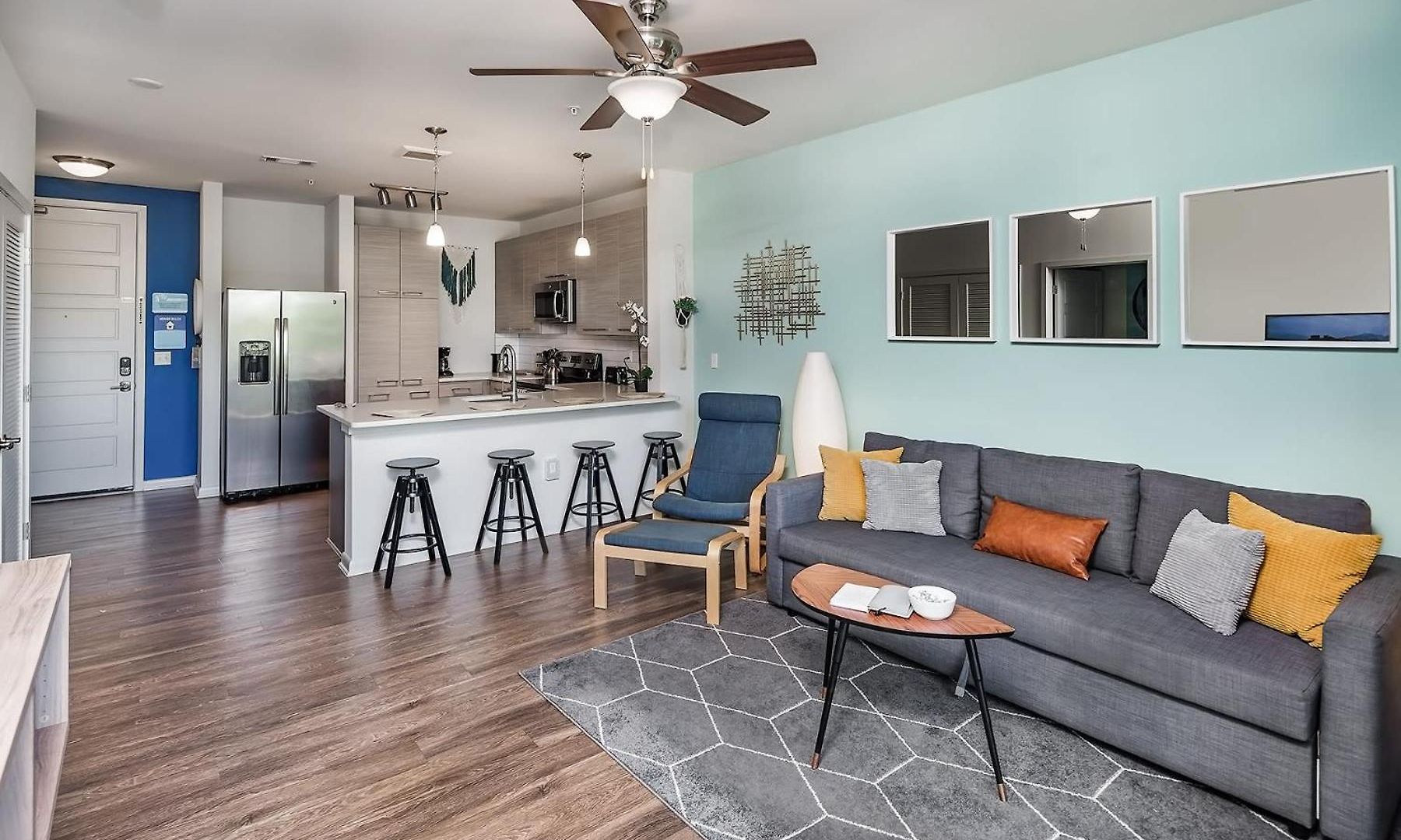 Uptown 4th Ward Luxury Year-round Pool *